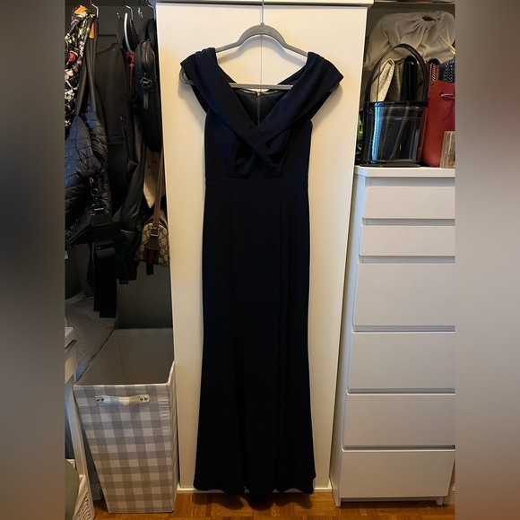 Aqua Off-The-Shoulder Gown - Navy, Size 2 - Picture 6 of 9
